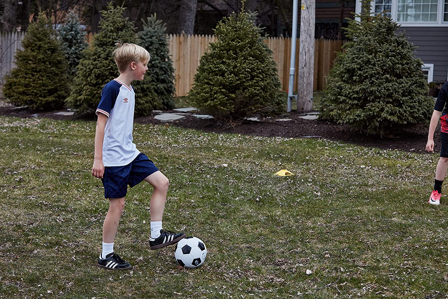 WILSON Traditional Soccer Ball - Size 3